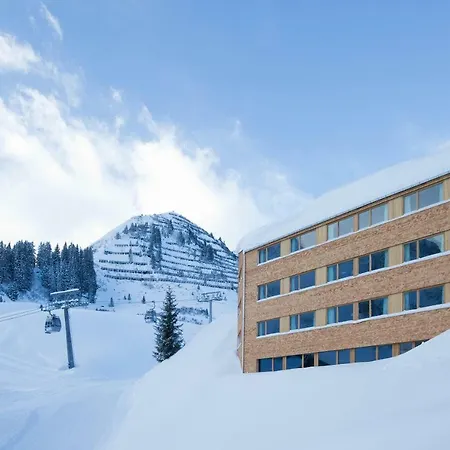 Warthsap Apartmenthaus *